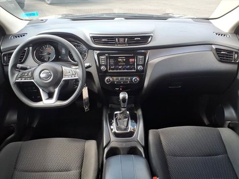 Used 2022 Nissan Rogue Sport S image 25