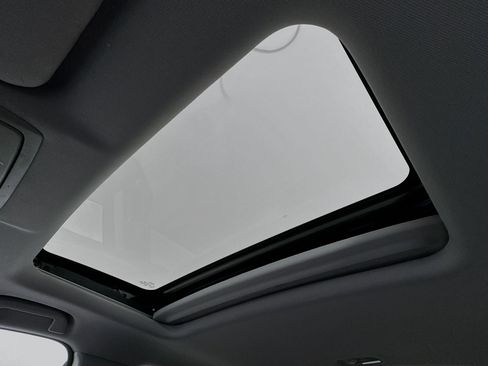 Used 2020 Honda CR-V Touring image 22