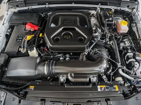 Used 2024 Jeep Wrangler Sport image 24