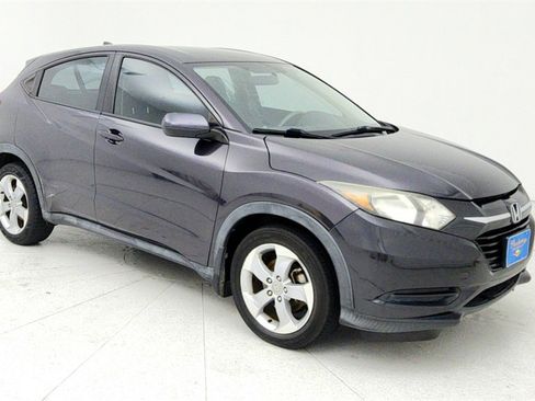 Used 2016 Honda HR-V LX image 8