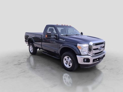 Used 2015 Ford F350 XLT AWD/4WD image 2