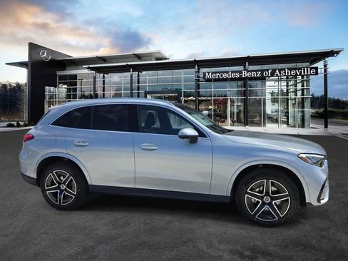 New 2026 Mercedes-Benz GLC 300 4MATIC image 1