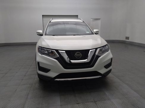 Used 2020 Nissan Rogue SV FWD image 14