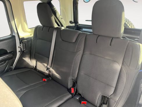 Used 2020 Jeep Wrangler Unlimited Sport S image 13