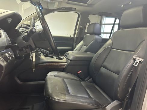 Used 2019 Chevrolet Tahoe LT image 24