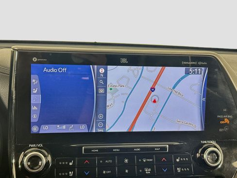 Used 2020 Toyota Highlander Limited AWD/4WD image 21