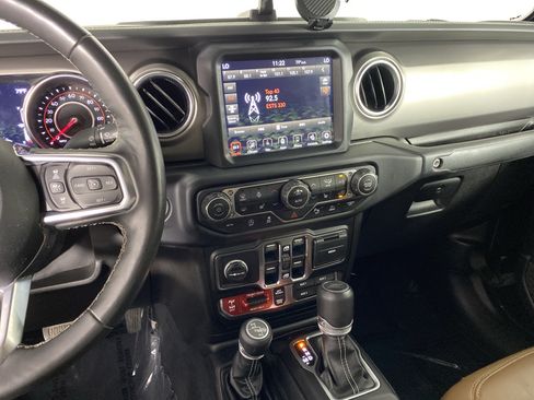 Used 2020 Jeep Gladiator Rubicon AWD/4WD image 26