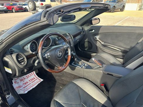Used 2005 Mercedes-Benz SLK 350 image 14