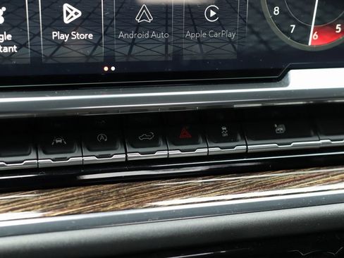 Used 2022 GMC Sierra 1500 Elevation image 17