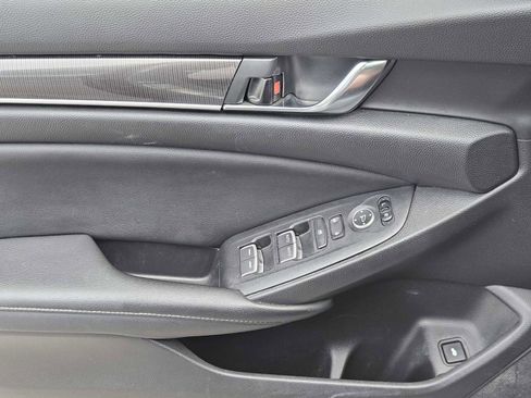 Used 2021 Honda Accord Sport image 23