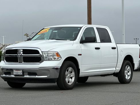 Used 2019 RAM 1500 Tradesman w/ Chrome Appearance Group image 8