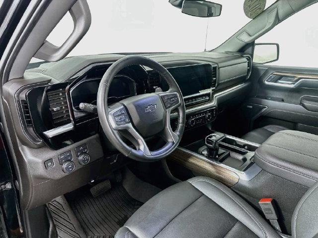 Used 2024 Chevrolet Silverado 1500 RST w/ Convenience Package II AWD/4WD image 20