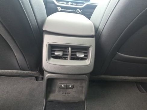 New 2026 Chevrolet Equinox EV LT image 31