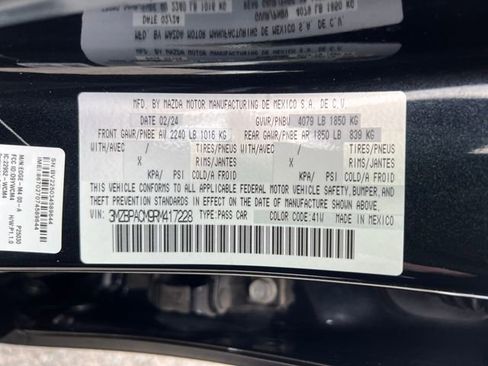 Used 2024 MAZDA MAZDA3 s image 18