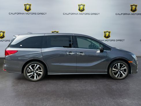 Used 2018 Honda Odyssey Elite image 6