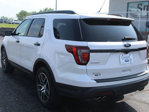 Used 2019 Ford Explorer Sport w/ Equipment Group 401A AWD/4WD image 5