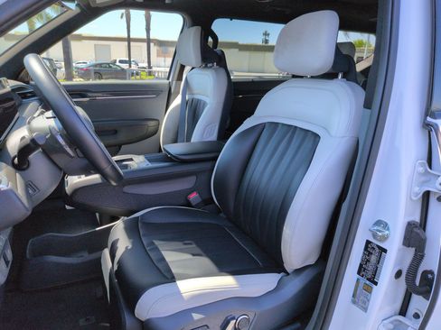 Used 2026 Kia EV9 GT-Line AWD/4WD image 16