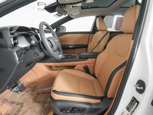 Certified 2025 Lexus RZ 300e w/ Accessory Package (2T) FWD image 9