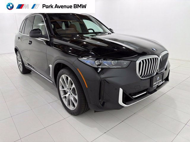 Certified 2024 BMW X5 xDrive40i w/ Premium Package AWD/4WD image 7