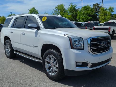 Used 2018 GMC Yukon SLT w/ Open Road Package image 2