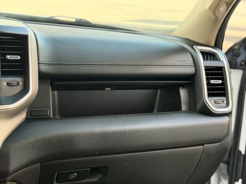 Used 2022 RAM 3500 Laramie RWD image 32