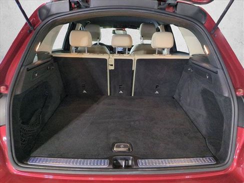 Used 2017 Mercedes-Benz GLC 300 image 6