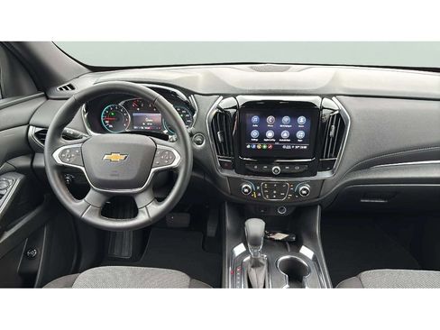 Used 2024 Chevrolet Traverse LT image 14