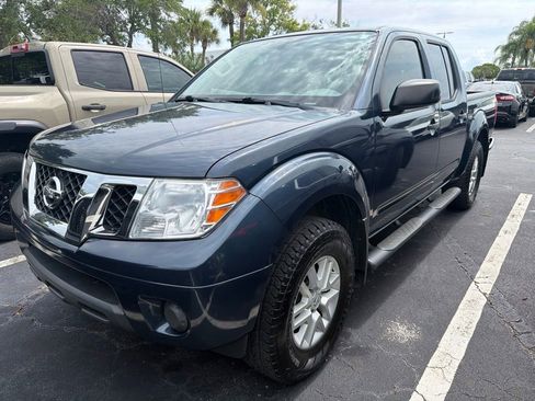 Used 2019 Nissan Frontier SV RWD image 1