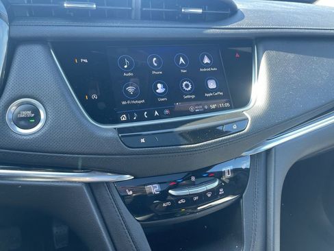 Used 2023 Cadillac XT5 Premium Luxury image 17