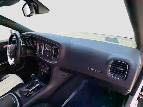 Used 2020 Dodge Charger GT image 29