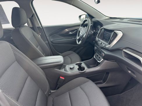 Used 2024 GMC Terrain SLE image 15