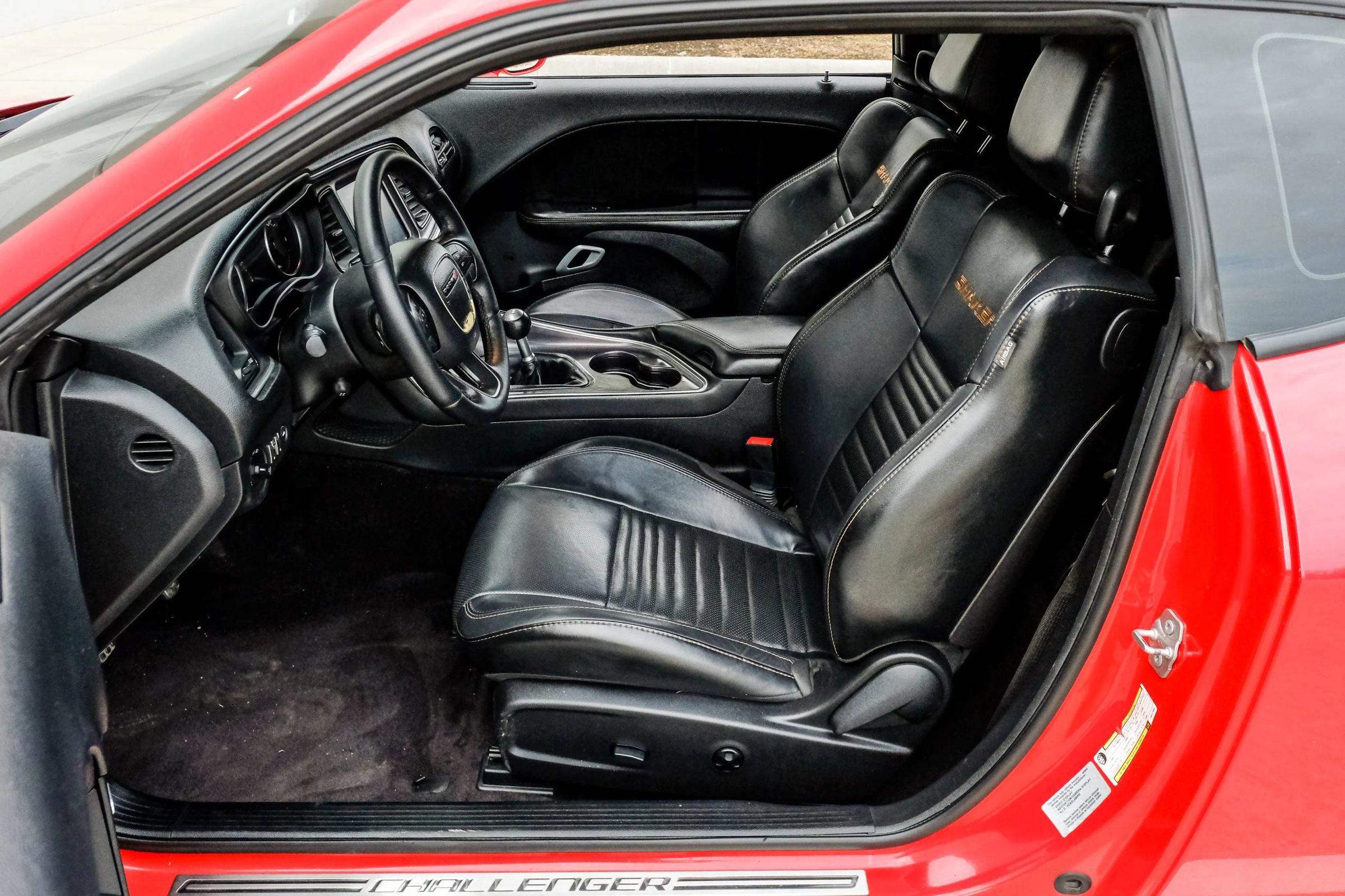 Used 2016 Dodge Challenger R/T Scat Pack RWD image 4