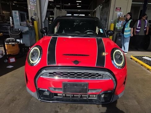 Used 2022 MINI Cooper S FWD image 3