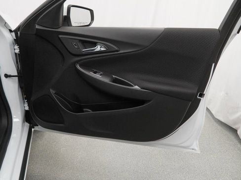 Used 2024 Chevrolet Malibu LT image 46