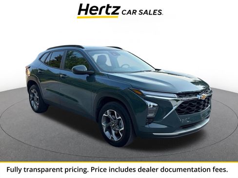 Used 2025 Chevrolet Trax LT w/ LT Convenience Package FWD image 1