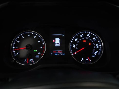 Used 2021 Toyota RAV4 XLE Premium AWD/4WD image 30