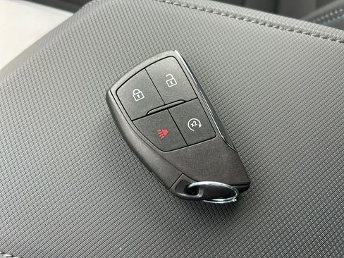 New 2026 Chevrolet Equinox EV LT image 33