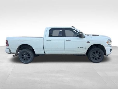 Used 2024 RAM 2500 Laramie w/ Night Edition image 4