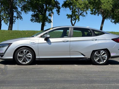Used 2019 Honda Clarity Plug-In Hybrid image 8
