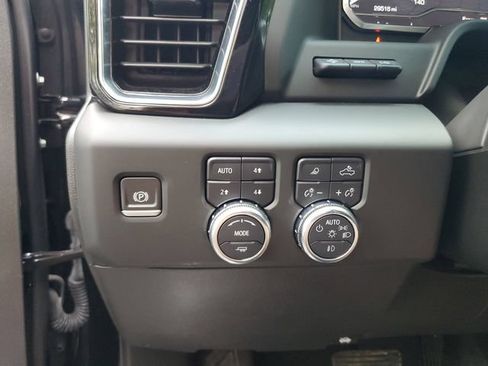 Used 2023 GMC Sierra 1500 Denali w/ Denali Reserve Package AWD/4WD image 30