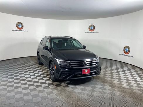 Used 2022 Volkswagen Tiguan S image 16