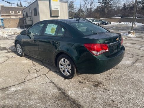 Used 2014 Chevrolet Cruze LS image 5