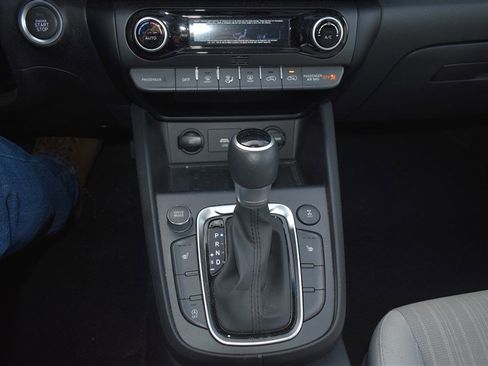 Used 2023 Hyundai Kona SEL w/ Convenience Package image 23