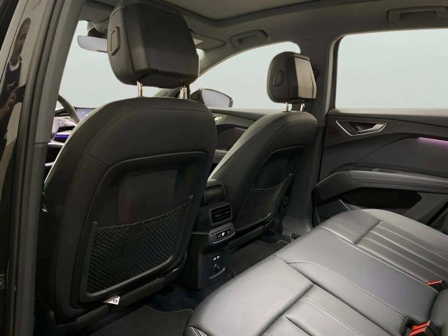Used 2023 Audi Q4 e-tron Premium Plus RWD image 20