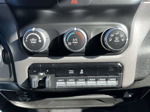 Used 2019 RAM 2500 Tradesman image 18