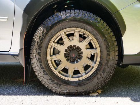 Used 2023 Subaru Crosstrek 2.5i Limited image 8