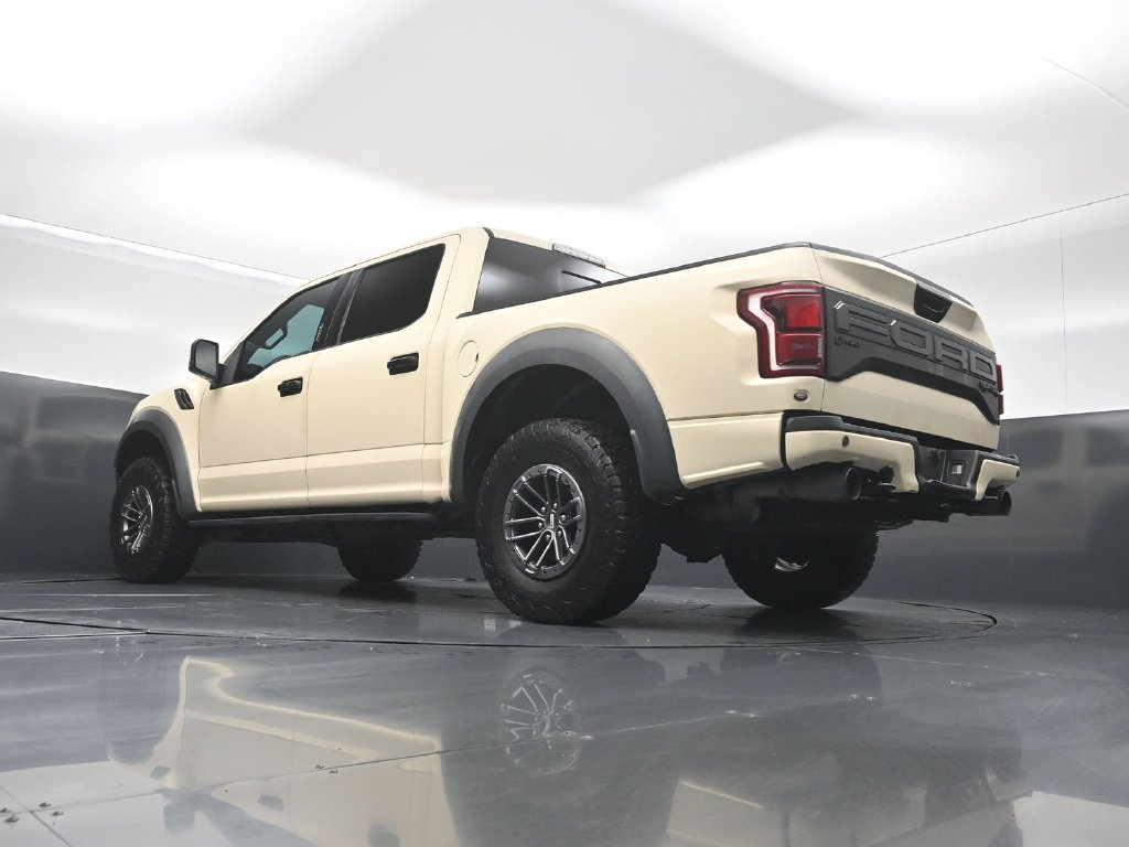 Used 2019 Ford F150 Raptor w/ Equipment Group 802A Luxury AWD/4WD image 48