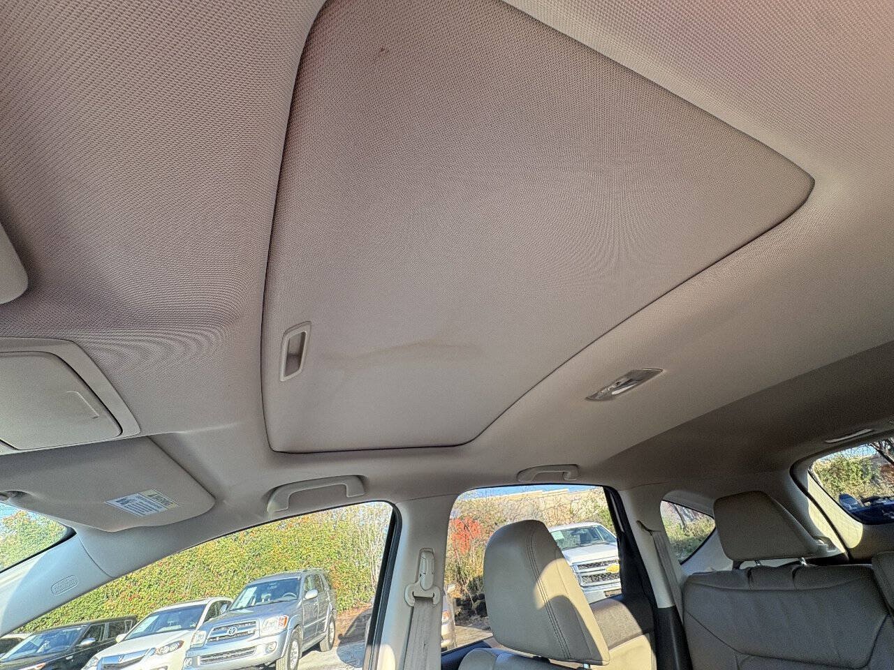 Used 2012 Honda CR-V EX-L image 24