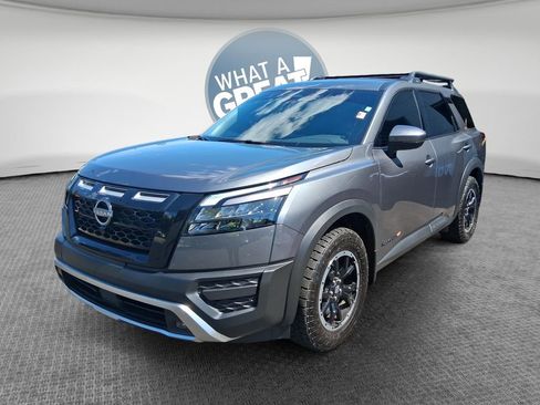 Used 2025 Nissan Pathfinder Rock Creek image 8