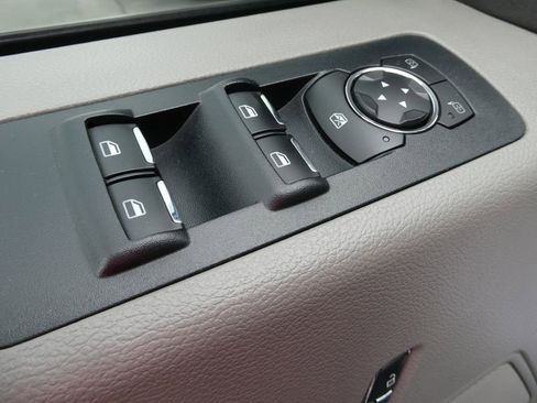 Used 2015 Ford F150 XLT w/ Equipment Group 302A Luxury image 22